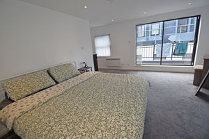 Bedroom- click for photo gallery
